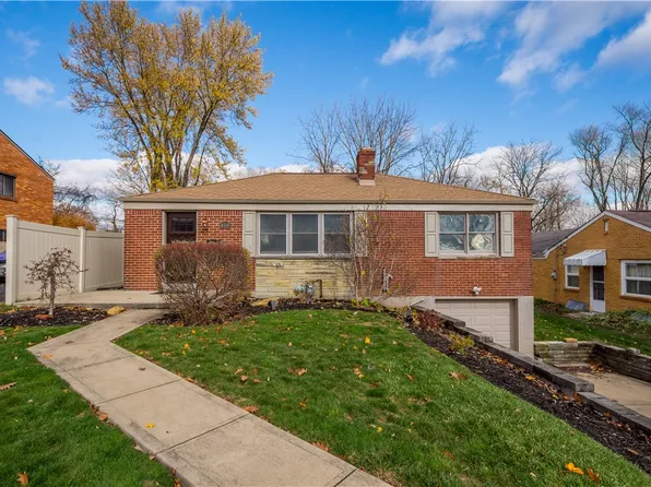 458 Charlotte Dr, Pittsburgh, PA 15236