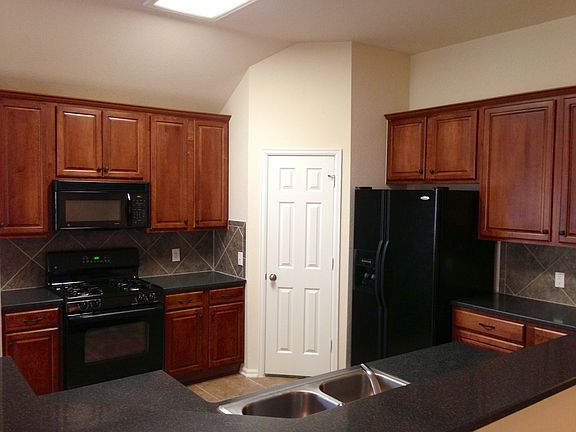 2nd image of 26442 Walden Oak