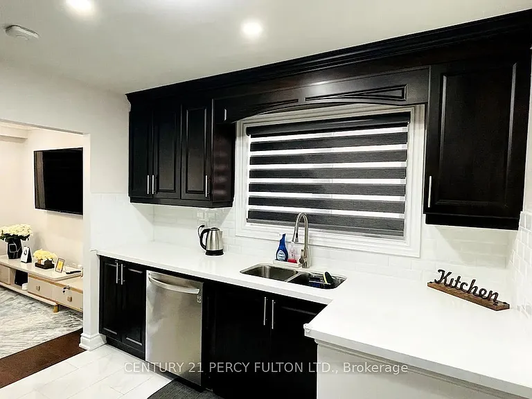 10 Clementine Sq — Photo 9