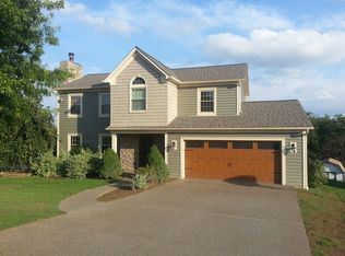 144 Cedar Ridge Dr, Monaca, PA 15061