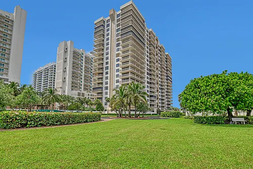 3400 N Ocean Dr Photo 1 3400 N Ocean Dr Photo 1