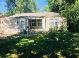 2548 S Victoria Ave, Wichita, KS 67216