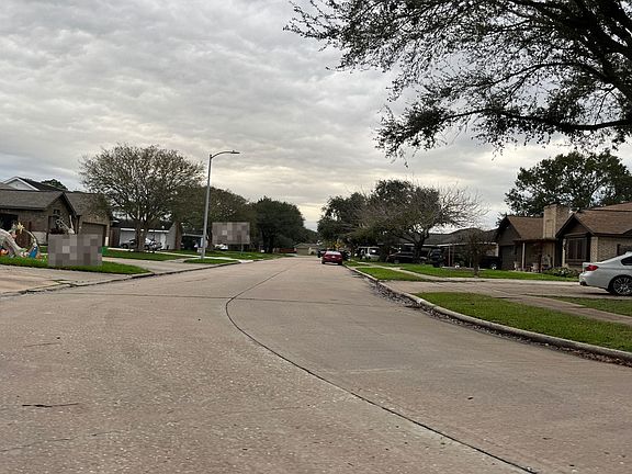 5th image of 3007 Briar Dr