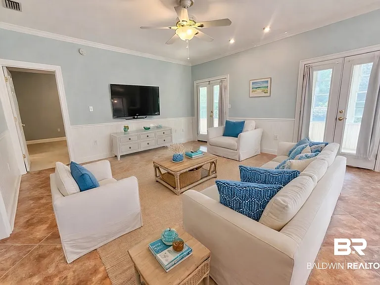 4216 Antigua Ct — Photo 2