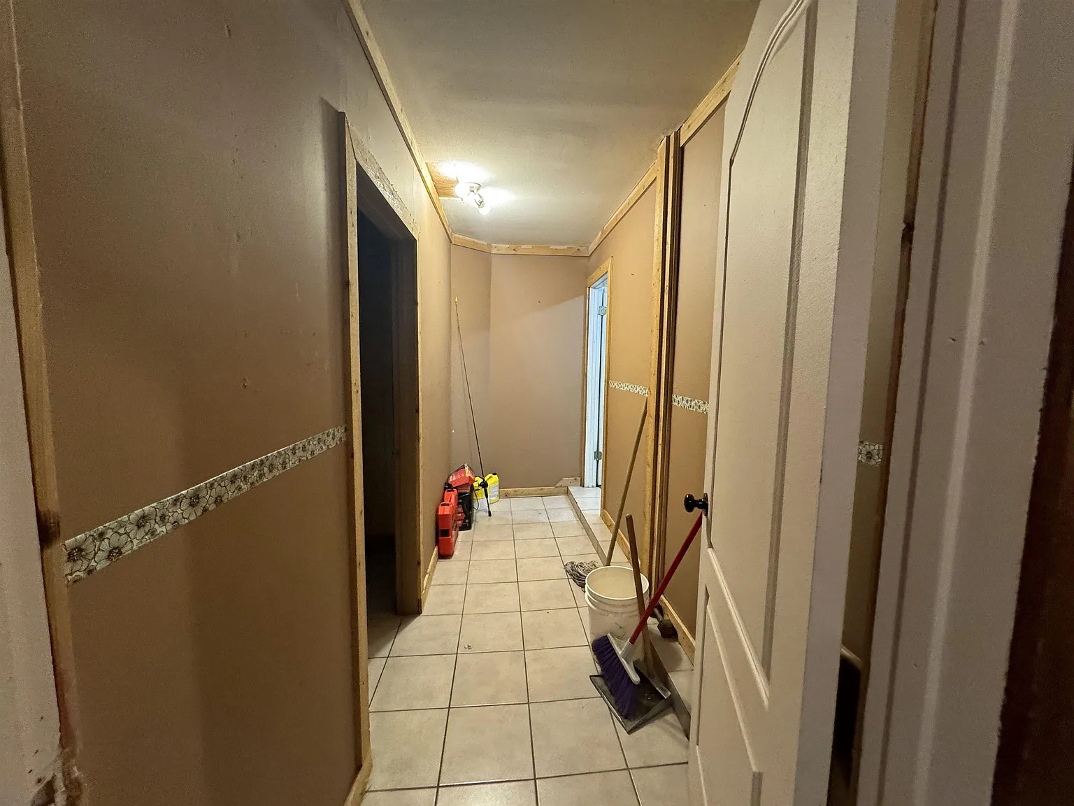 3 bed, 1748 sqft, $1,800 — Photo 3