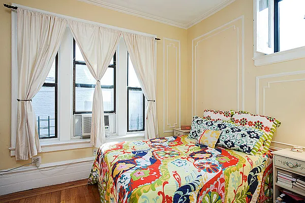 Sold by Brooklyn Real Inc | media 9