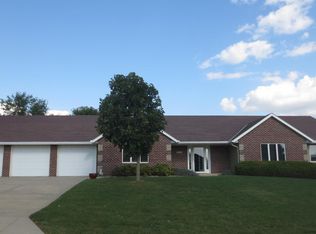 2226 Forest St, Carroll, IA 51401