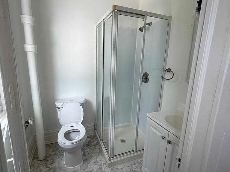 110 S Beaver St — Photo 29