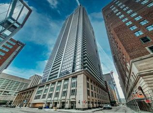70 Temperance St #5210-C01, Toronto, ON M5H 0B1