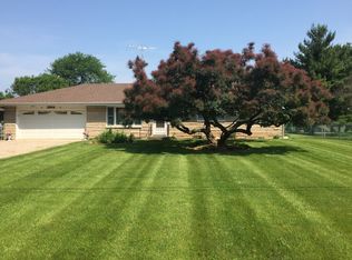 23854 W McClintock Rd, Channahon, IL 60410