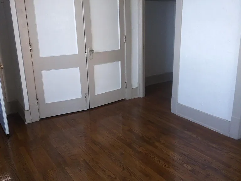 626 N Perry St #8 — Photo 2