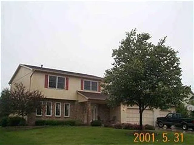 34 Harbor Pointe Cir photo 1