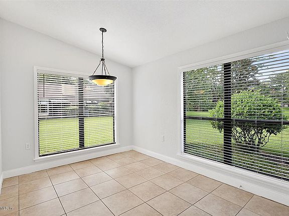 2nd image of 721 Driftwood Cir