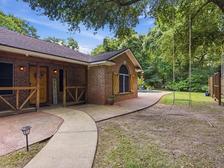 223 Pin Oak Ln — Photo 7