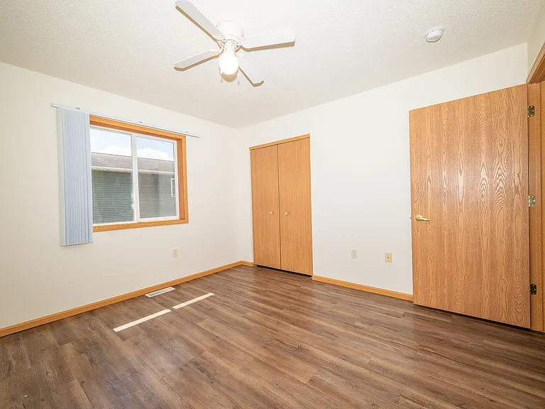 1338 Mark Ave — Photo 8