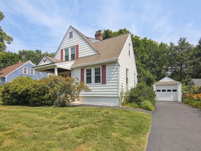 60 Flagler Ave, Cheshire, CT, 06410