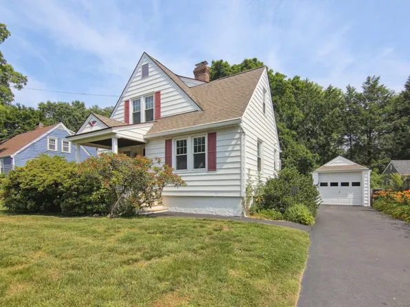 60 Flagler Avenue, Cheshire, CT 06410