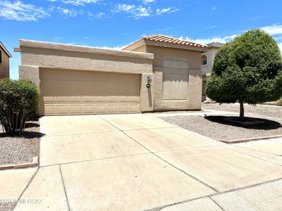 9951 E Paseo, Tucson, AZ, 85747