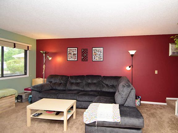 4th image of 2617 Brookdale Ln N