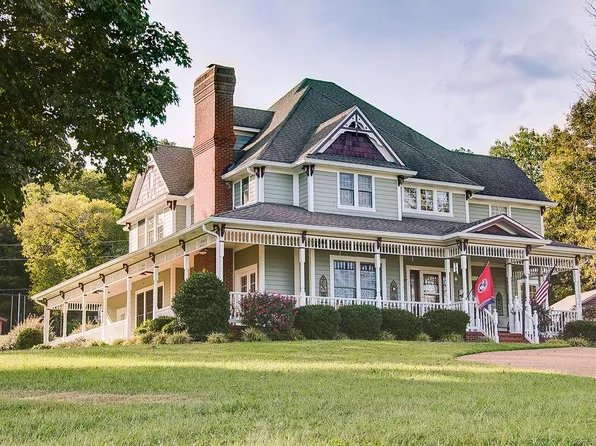 34 Luther Allen Ln, Brush Creek, TN 38547