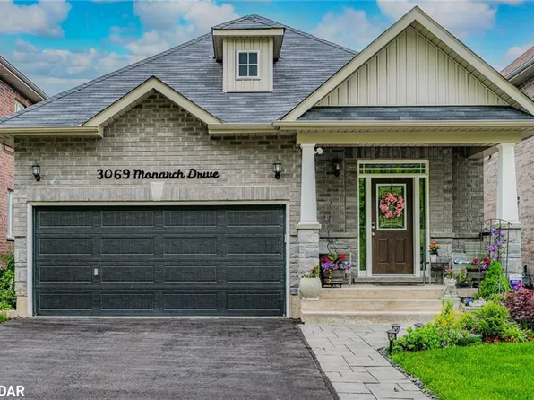 3069 Monarch Dr, Orillia, ON L3V 8K3
