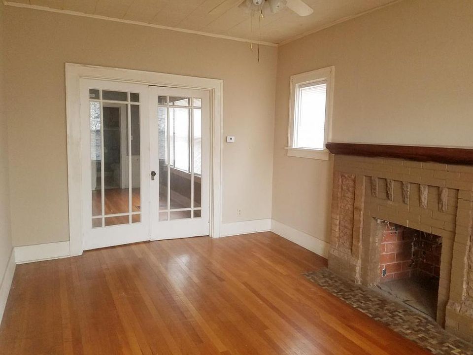 1st image of 310 W Elm Ave APT 1E