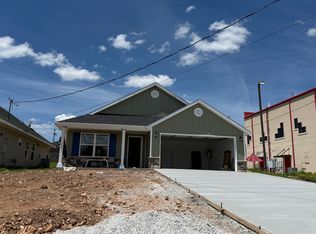 2612 S Sergeant Ave, Joplin, MO 64804