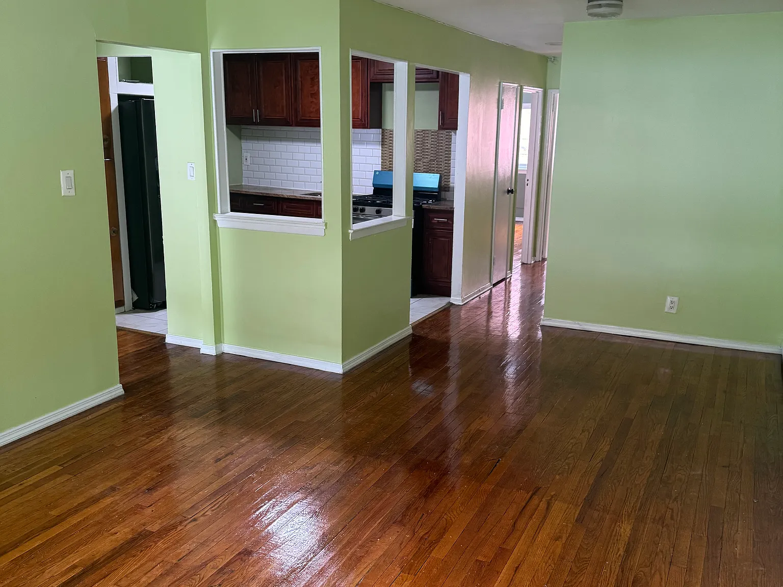 2 bed, 1200 sqft, $2,600 — Photo 1