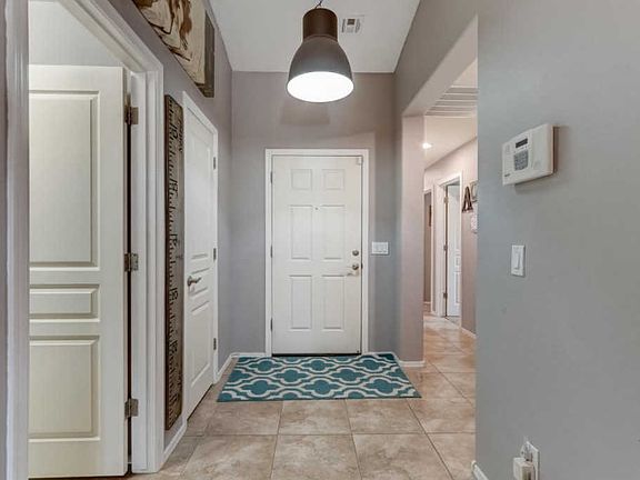 3rd image of 1677 E Prickly Pear Pl