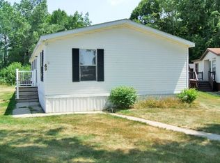 49 Carmell St, Belleville, MI