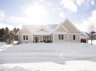 21 Vineyard Ridge Dr, Traverse City, MI 49686