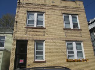112 69th St APT 1, Guttenberg, NJ 07093