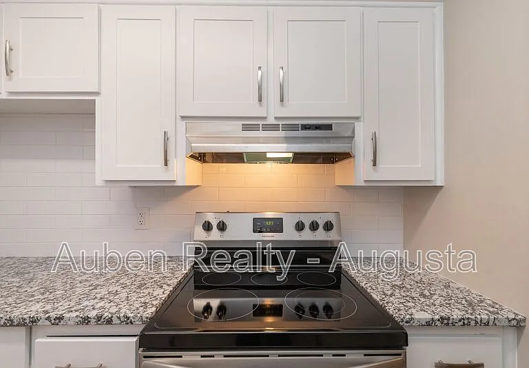 1604 Johns Rd #F — Photo 9