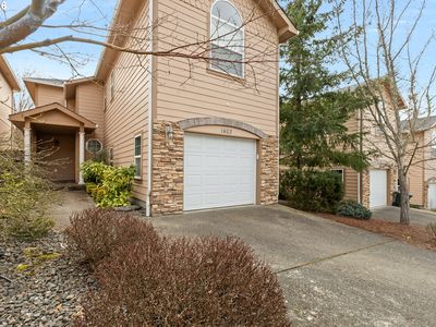 1463 Four Seasons Dr, Roseburg, OR, 97470