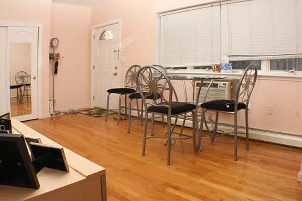 Sold by Fillmore | media 7