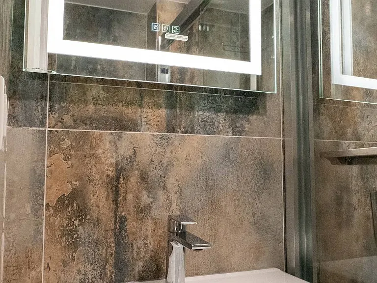 427 Pulaski St #1 — Photo 10