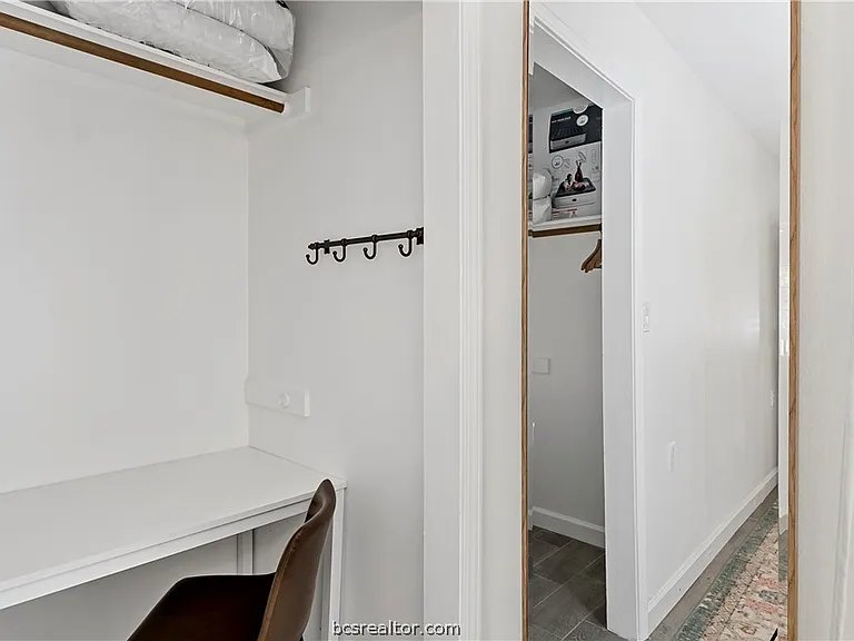 116 Richards St — Photo 30