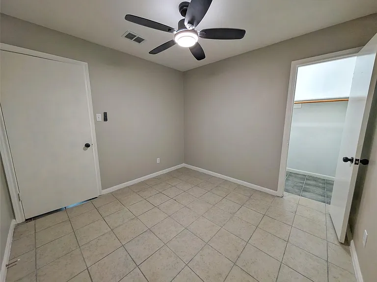 4919 Connorvale Rd — Photo 9