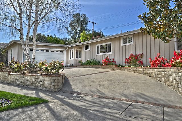 1st image of 4559 Canoga Dr