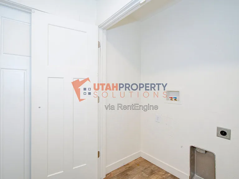 8166 N Broken Spoke Ln — Photo 17