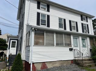 12 Edgehill Rd, Woburn, MA 01801