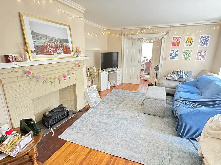 289 Foster St #1L — Photo 3