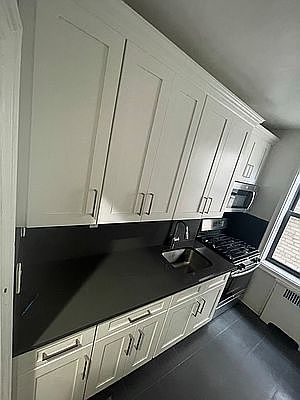 2nd image of 42-54 Judge St #5J