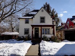 77 Elton St, Providence, RI 02906