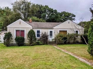 8030 Plains Rd, Mentor, OH 44060