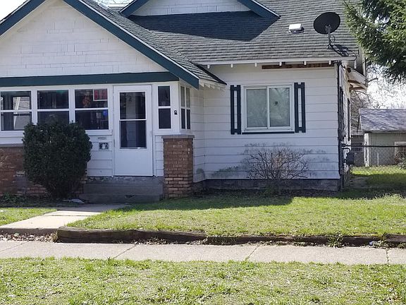 3rd image of 612 Griggs St SE