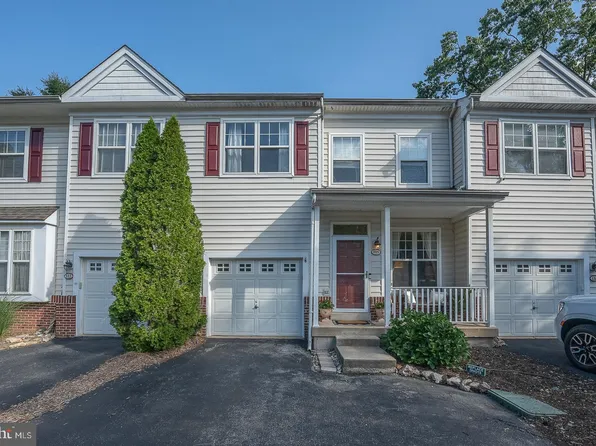 115 Victoria Ct, Malvern, PA 19355