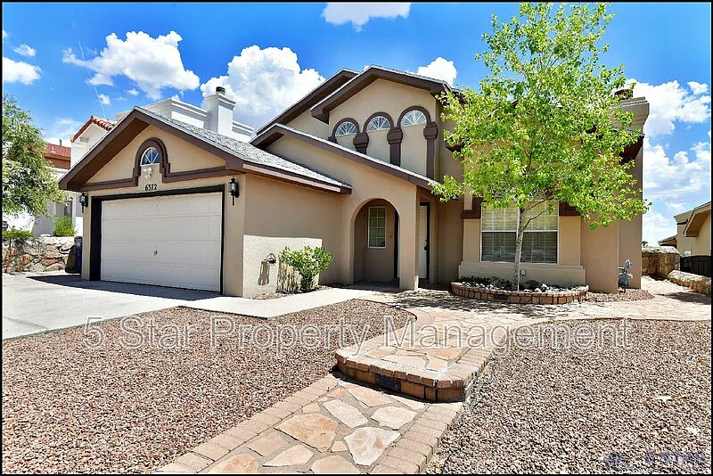 3 bed, 3.0 bath, 1851 sqft, $2,650 — Photo 2