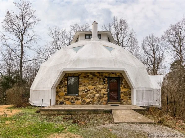 3929 Munk Road, Henryville, IN 47126