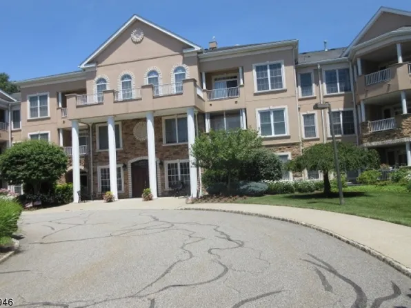 1215 Hamilton Dr, Rockaway Twp., NJ 07866